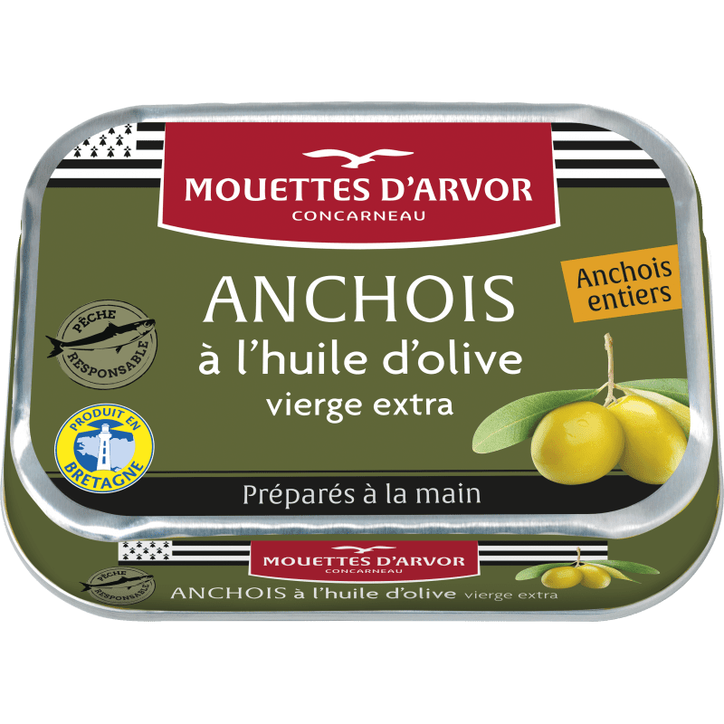 Image of the front of the Mouettes d'Arvor whole anchovies in olive oil.