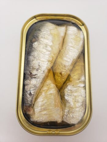 Image of La Brujula sardines 3/4 #34 open tin