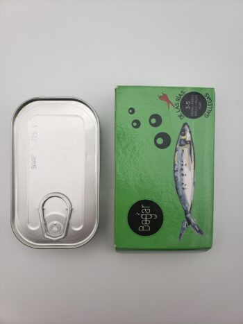 Image of Bogar spiced sardine tin and box