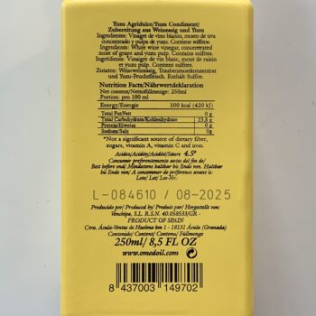 Image of the back of a bottle of O-MED Yuzu Vinegar