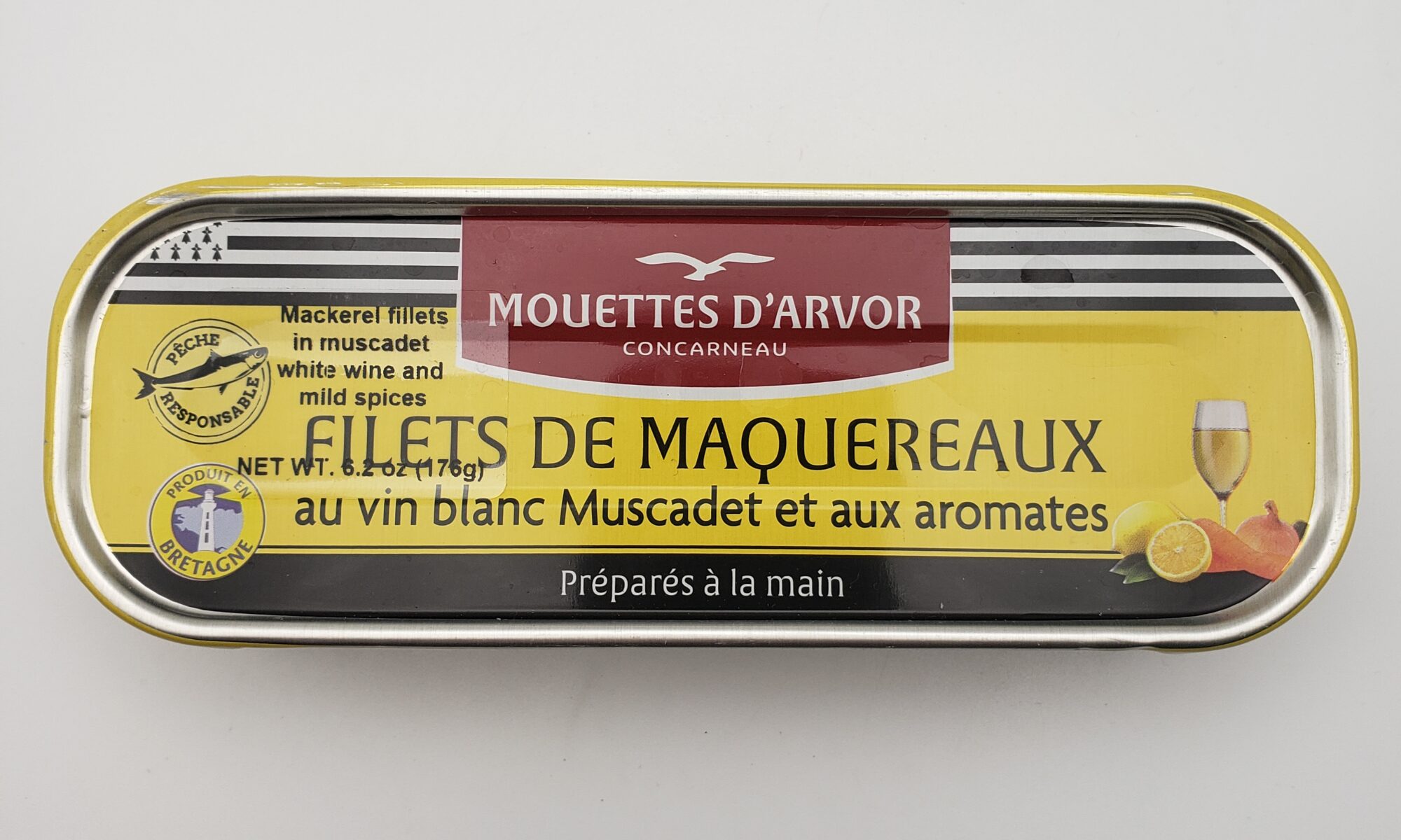 Image of Mouettes d'arvour mackerel muscadet with herbs and white wine
