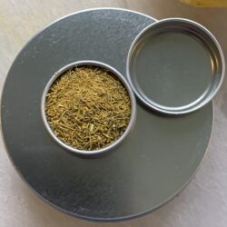 Image of a tin of Dill Pollen