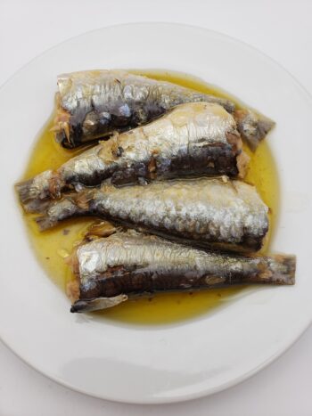 Image of Jacques Gonidec sardines with olive oil on plate