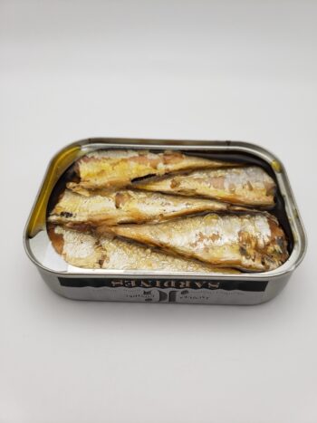 Image of Jacques Gonidec sardines with onions open tin
