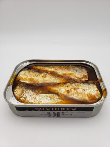 Image of Jacques Gonidec sardines with piri piri open tin