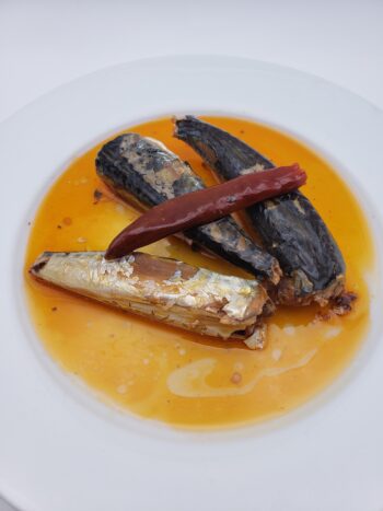Image of Jose Gourmet spiced small mackerel on plate