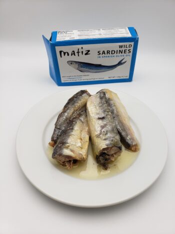 Image of Matiz sardines with spanish olive oil on plate