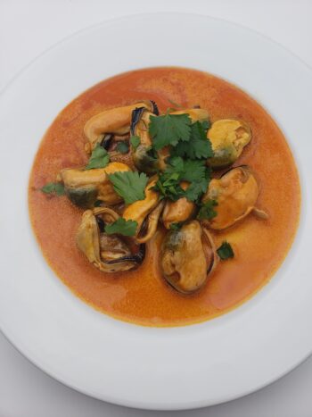 Image of Jose Gourmet mussels in escabeche with parsley