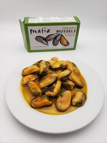Image of Matiz wild mussels on plate