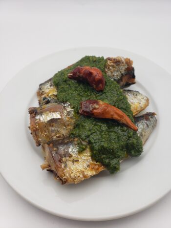 Image of Angelo Parodi sardine piccanti pan fried and topped with herb pesto