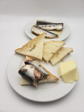 Image of Angelo Parodi Sardine Portoghesi sardines on bread with butter