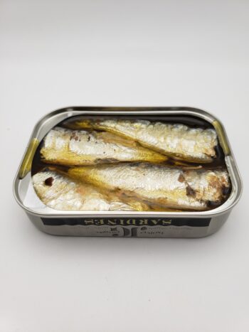 Image of Jacques Gonidec sardines with lemon open tin