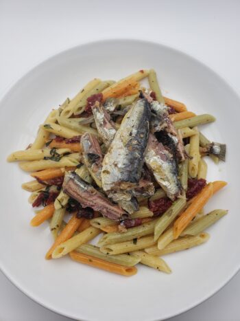Image of les mouettes d'arvour sardines with thyme and basil on penne
