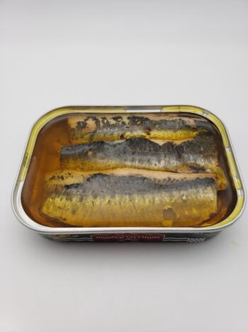 Image of mouettes d'arvor sardine fillets in olive oil open tin