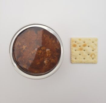 Image of Nissui Mackerel in Soy ope tin with saltine