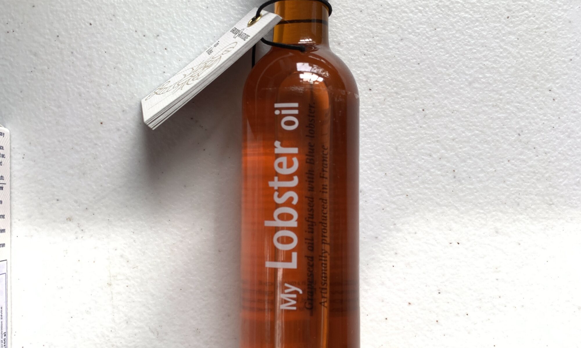 Image of the front of a bottle of Groix & Nature Lobster Oil