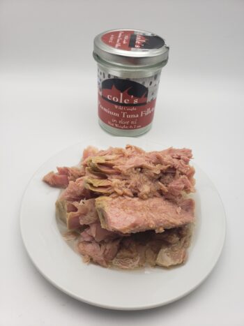 Image of Coles Tuna in Olive oil jar contents on plate