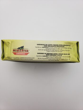 Image of Minerva sardines with piripiri in olive oil side label