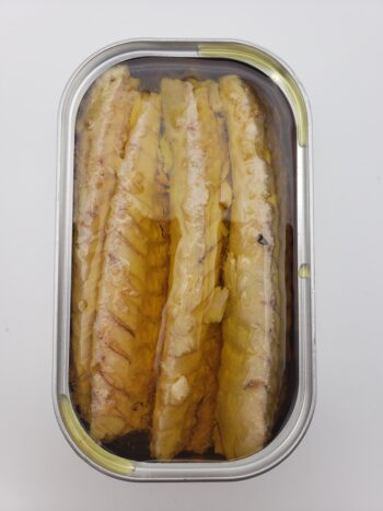 Image of MInerva mackerel in olive oil open tin