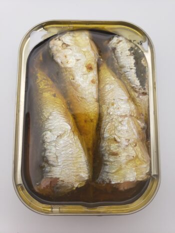 Image of Mouettes d'arvor vintage sardines millesime 2020 open tin