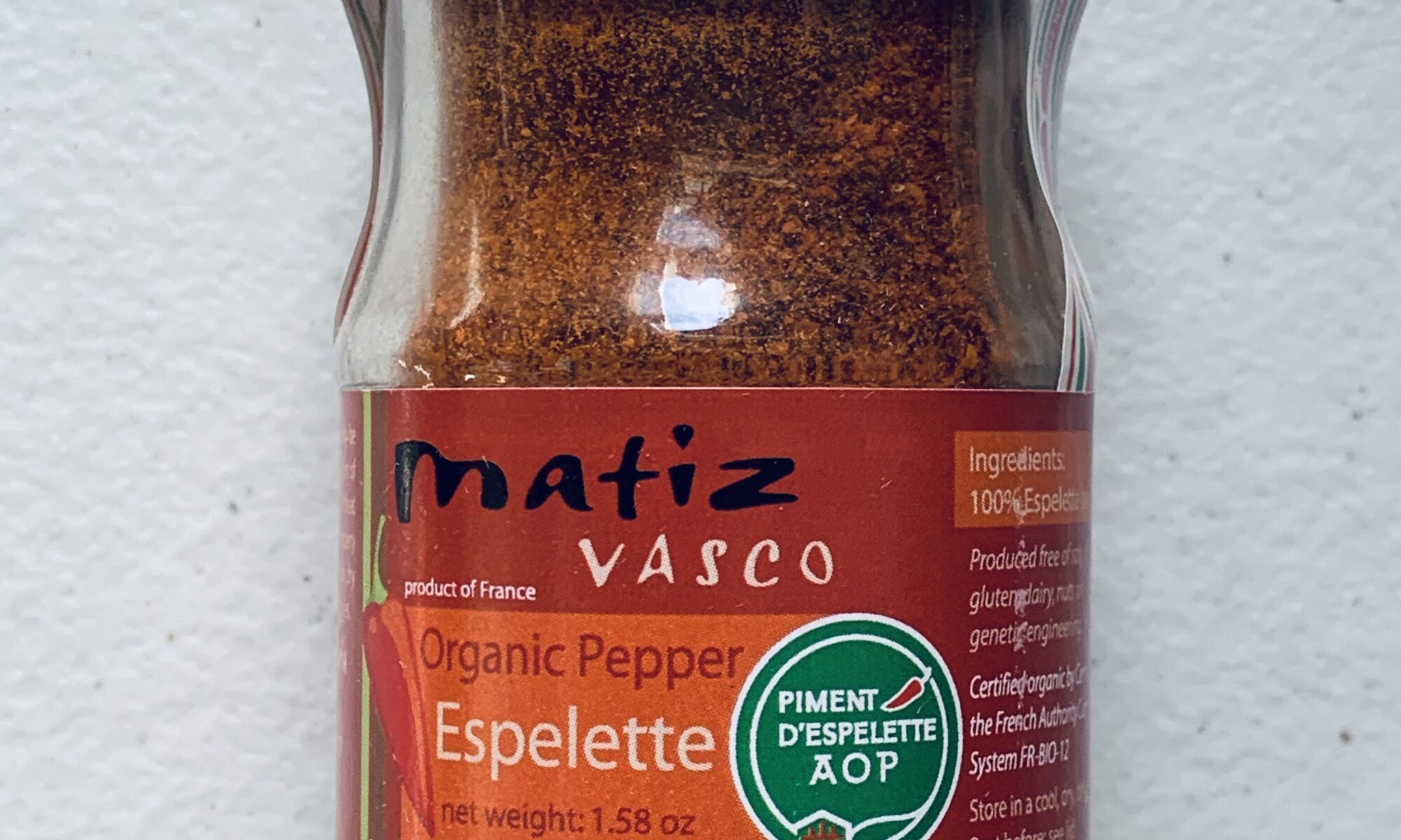 Image of the front of a jar of Piment d'Espelette