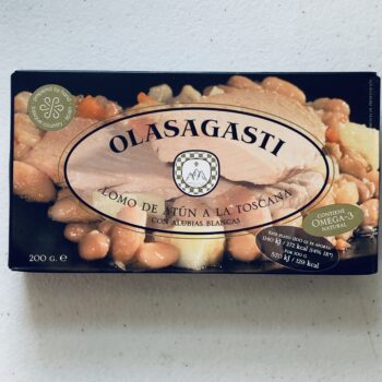 Image of the front of package of Olasagasti Lomo de atún a la toscana, con alubias blancas (Tuna Fillet a la Toscana (with white bean stew))