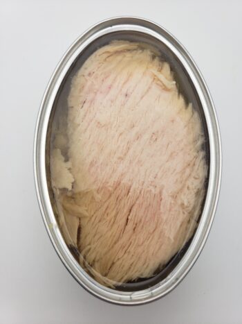 Image of Espinaler premium white tuna belly inside tin
