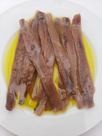 Image of El Capricho Santona anchovies filets on plate