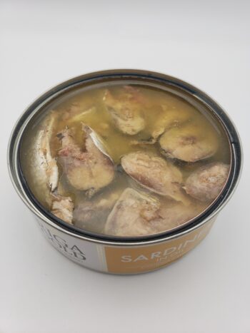 Image of Riga Gold sardines open tin