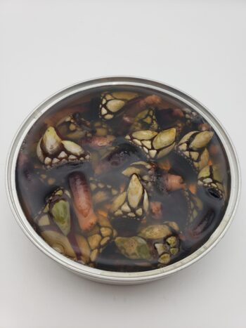 Image of Conservas de Cambados barnacles in brine open tin
