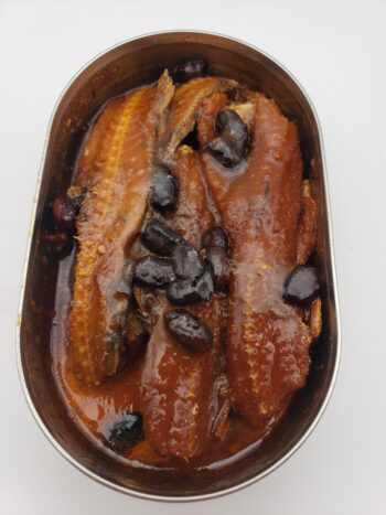 Image of Old Fisherman roasted eel with fermented black beans open tin