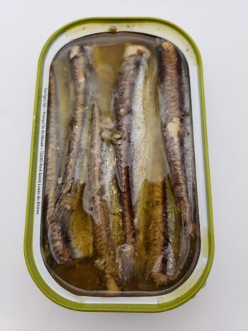 Image of Ferrigno fishermans anchovies open tin