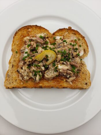 Image of Ferrigno fishermans anchovies on toast with chives