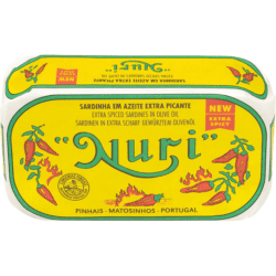 Image of the front of a package of Nuri Sardines in Extra Spicy Olive Oil 3/5