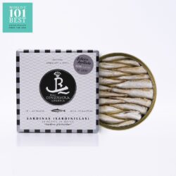 Image of a package and an open tin of Real Conservera Sardinillas Limited Edition 18-22