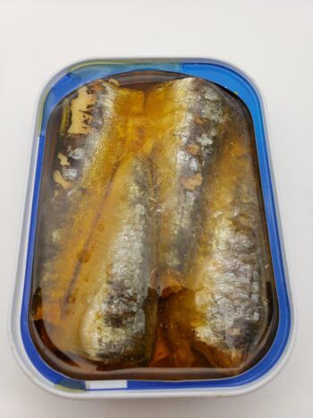 Image of Ferrigno 2018 vintage sardines open tin view
