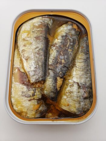 Image of Ferrigno sardines aux figatelli open tin view