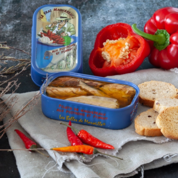 Image of an Open Tin of Ferrigno Les Belles de Marseille Mackerel Fillets with Pepper and Chili