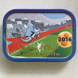 Image of the front of a tin of Ferrigno Les Belles de Marseille Vintage Sardines (2016)