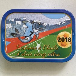 Image of the front of a tin of Ferrigno Les Belles de Marseille Vintage Sardines (2018)