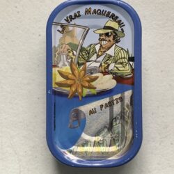 Image of the front of a tin of Ferrigno Les Belles de Marseille Mackerel Fillets with Pastis