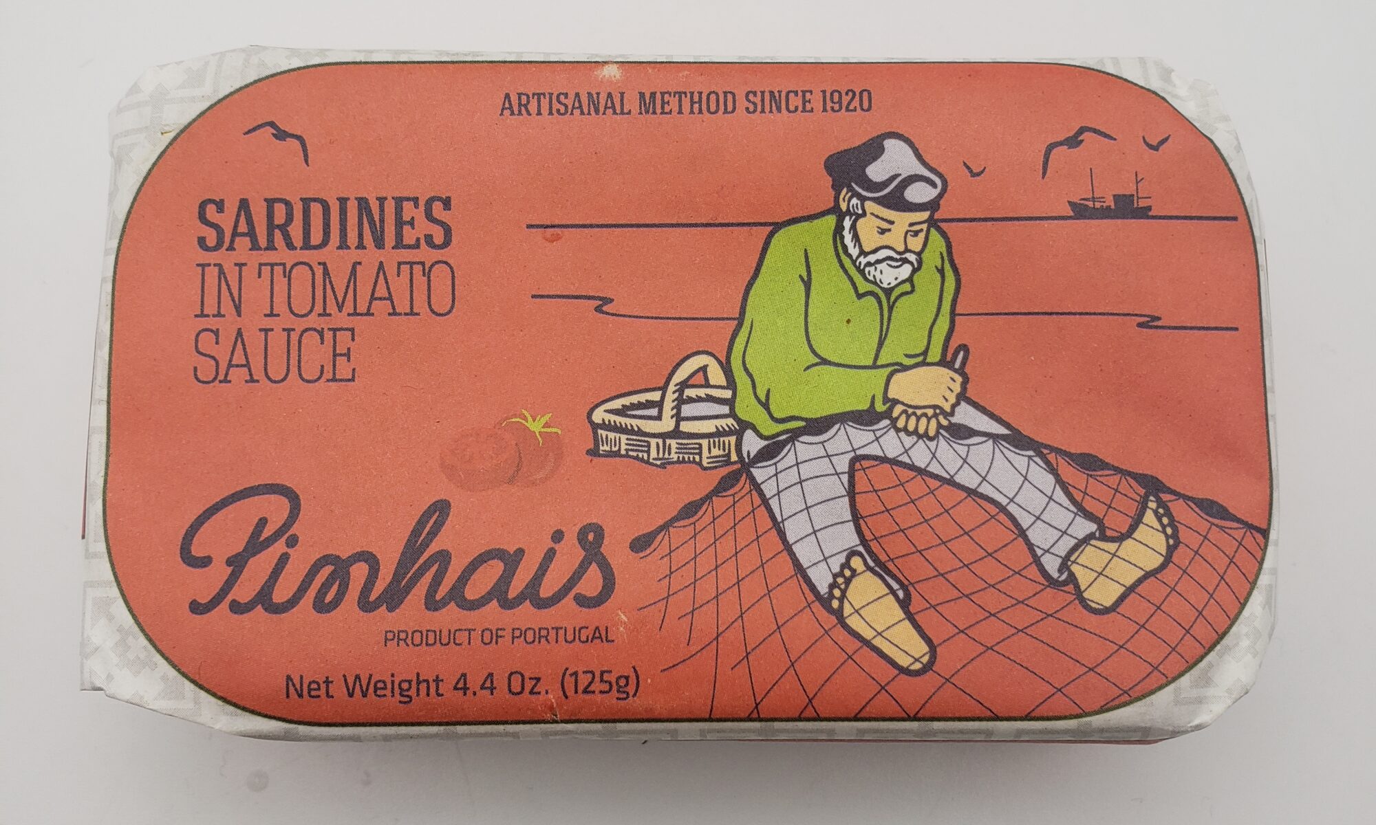 Image of Pinhais sardines in tomato sauce