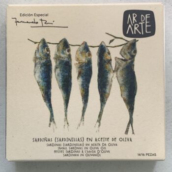 Image of the front of a package of Ar de Arte Small Sardines in Olive Oil 14/16, Fernando Rei Edition