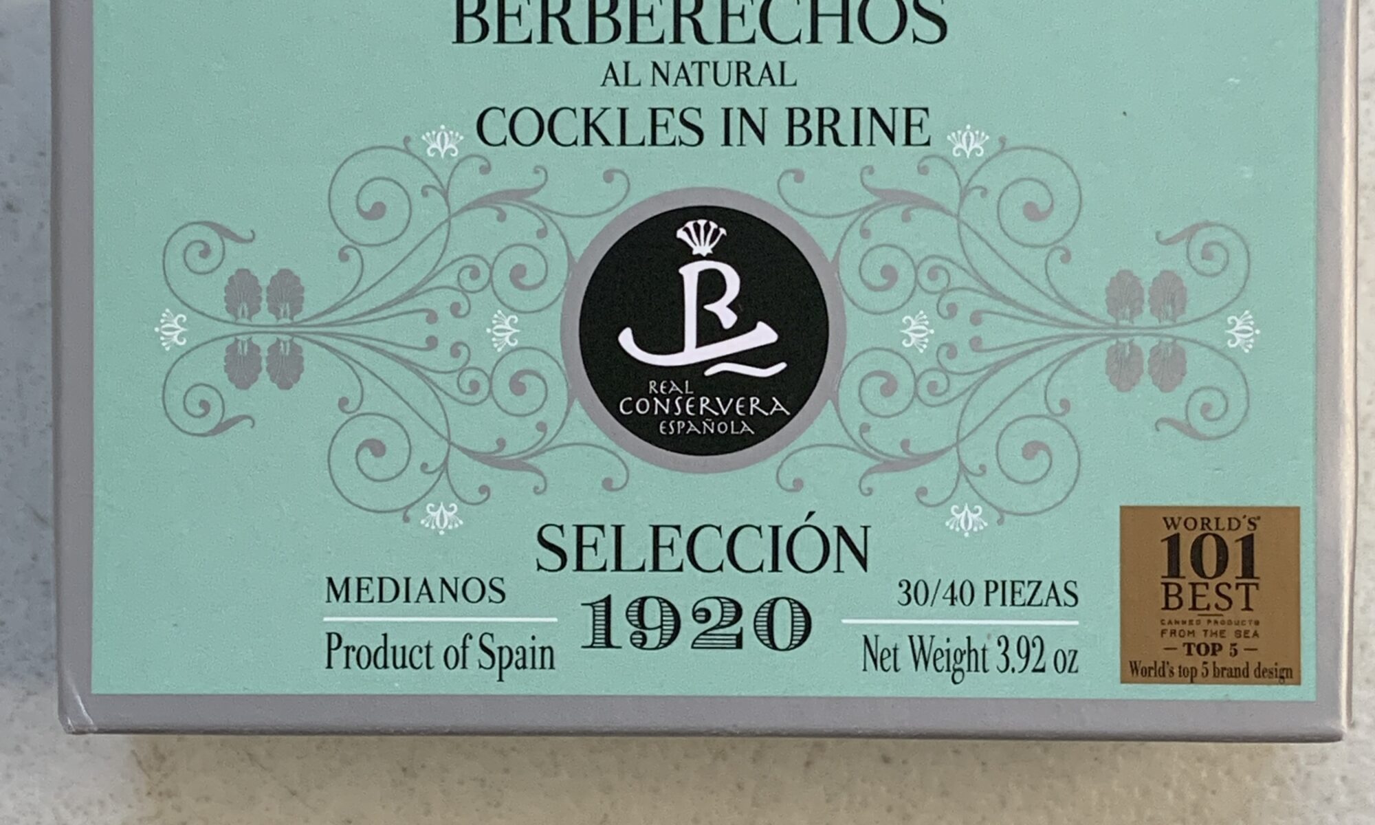 Image of the front of a package of Real Conservera Selección 1920 Cockles in Brine 30/40