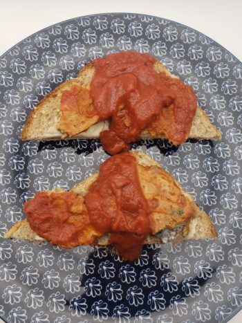 Image of Stabburet mackerel with tomato on plate with buttered bread