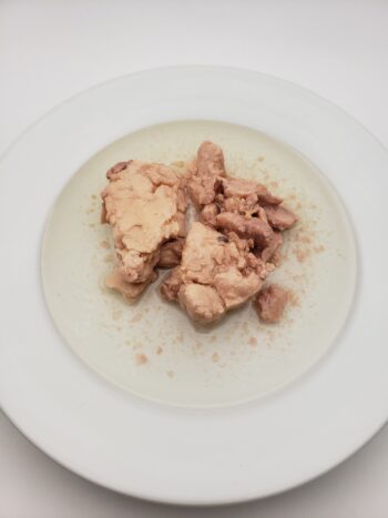 Images of Mouettes d'arvor cod liver on plate